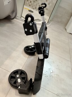 Stupátko ke kočárku - 7