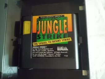 Hry SEGA - Street Fighter 2 - Jungle Strike a Ovladač Sega - 7