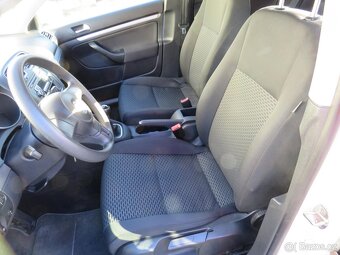 Volkswagen Golf 1.6 TDi , 66 kW nafta, 2011 - 7