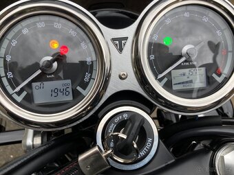 Triumph Bonneville T120 - 7