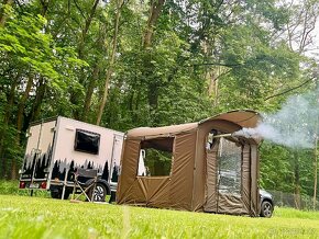 Skříňový minikaravan Tomplan
- 7