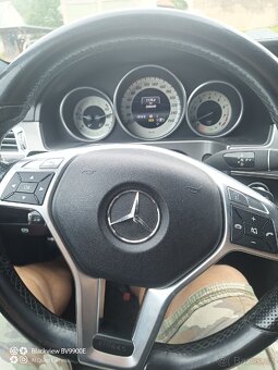 Mercedes Benz E 500 4matic, biturbo - 7