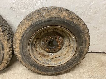 2x PLECHOVÝ DISK 4x130 S PNEU 6,40-15C 94/93L 4mm - 7