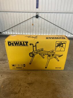 NOVÁ STOLNÍ PILA DeWALT DW745 S POJÍZDNÝM PODSTAVCEM - 7