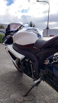 Suzuki GSX-R 750 K10 - 7
