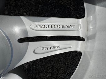 Originál ALU kola Audi A4 / A5 b9 pneu Goodyear - 7
