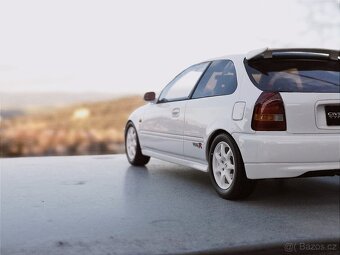 Honda Integra / Civic EK6 Type-R 1:18 Ottomobile - 7