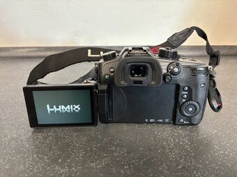 Digi fotoaparát PANASONIC LUMIX DC-GH5 + objektiv - 7