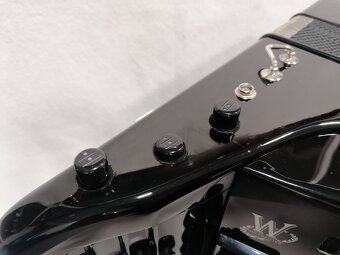 profesionálny akordeon Weltmeister Supita II, 120b cassotto - 7