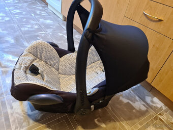 autosedacka-maxi-cosi-se-zakladnou-familyfix - 7