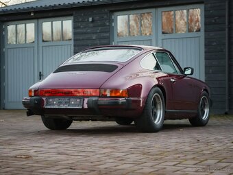 Porsche 911 3.0 SC - 7