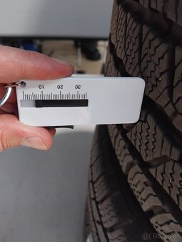 Prodám kompletní zimní kola VW T6 17" - 7