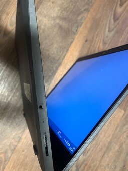 đź’» Lenovo V15 G1 IML (model 82NB) - 7