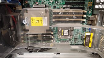 Server HP ProLiant ML350e Gen8 - 7
