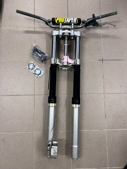 Komplet TT600R přední odpružení, brýle, kolo řidítka, brzda - 7