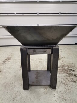 Zahradní gril na dřevo - 7