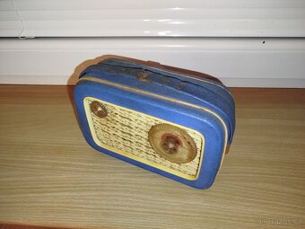 Modré kabelkové rádio Tesla 2800B-2 Mír se záručním listem - 7