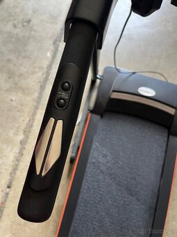 Běžecký pás RUNSPORT 4000A - 7