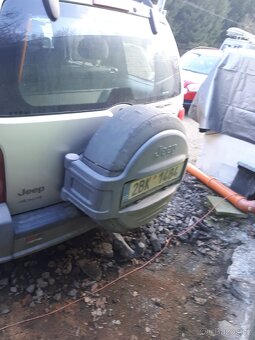 Jeep Cherokee 2.8 CRD - 7