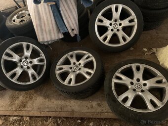 275/40 r20 - 7