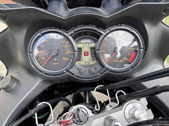 Prodám Suzuki V strom 650 dl, rv 2009, 49kW, 34tkm - 7