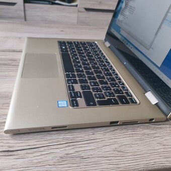 DELL Inspiron 13- 2v1-/ 13.3"FHD/ 512GB SSHD/8GB/ Win 10 - 7