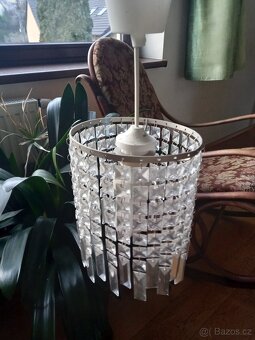 Skleněný lustr - 7