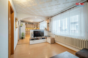 Prodej rodinného domu, 300 m², Zbuzany, ul. Do Vršku - 7
