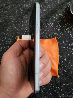 Honor magic 7 pro 512GB stav nového téměř nepouzivan - 7