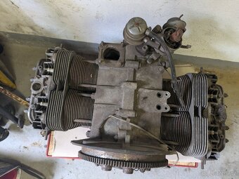 VW Brouk 1300- polomotor označení F - 7