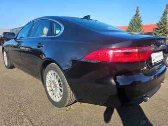JAGUAR XF 2019 2.0 25D 177kW SEDAN,VÝHŘEVY,KŮŽE,NAVI - 7
