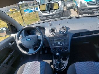 Ford Fusion 1.416V 59KW rok 2011 EcoSport - 7