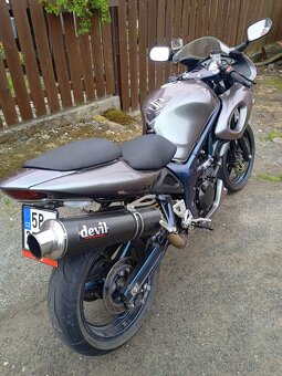 Suzuki SV 650S - 7