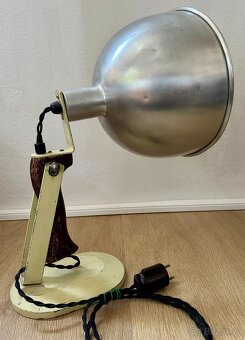 Stará lampa INDUSTRIÁLNÍ polohovací FUNKČNÍ lékařská - 7
