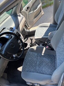 Daewoo Lacetti 1.4 - rok 2004 - 7