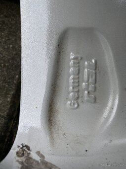 Alu kola se zimními pneu Škodu Karoq a Seat Ateca - 7