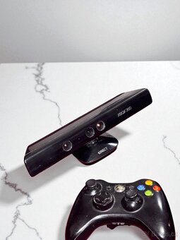 Xbox 360 – plně funkční s příslušenstvím, HDD 250GB a hrou - 7