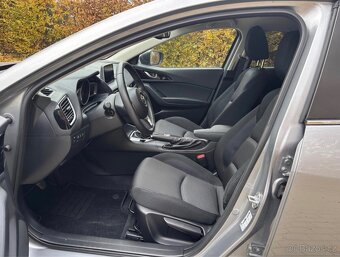 MAZDA 3 2.0 88 KW - JEN 52 000 KM - BENZÍN - 7