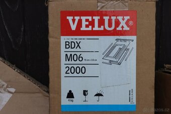 Prodám dvě střešní okna VELUX 78 X 118 cm - 7