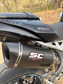 Triumph Speed Triple 1050 RS - 7