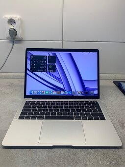 Apple MacBook Air 13” 2019 - 7