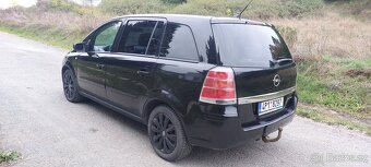 Opel zafira 1.9 cdti 74kw 7 místné - 7