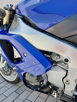 Yamaha YZF R1 1998 - 7