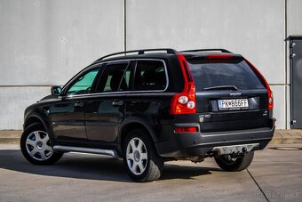 Volvo XC90 2.4 D5 Summum 4x4 7 miestne - 7