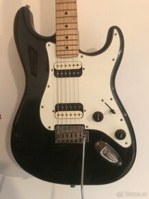 Hartke klavesove combo 4 kanal a dalsi klávesy, gt, PA - 7