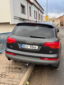 Audi q7 - 7