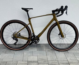 Silnicni a gravel kola CUBE - 7