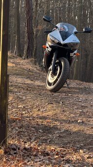 Yamaha r6 - 7
