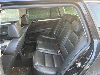 ŠKODA SUPERB II COMBI-KOŽENÝ INTERIER - 7