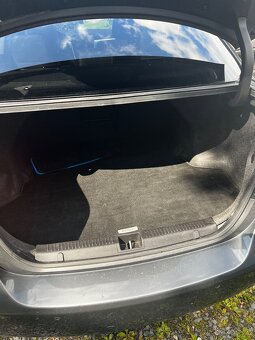 SUZUKI Kizashi 4X4 - 7